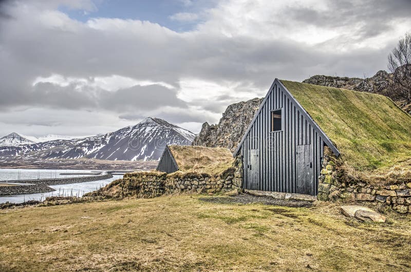 turf huts in iceland stock photo. image of roof, southern