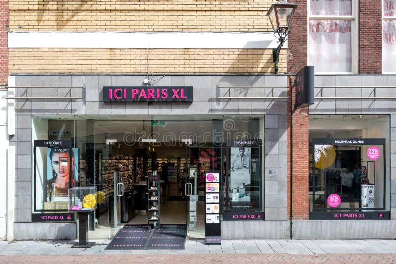 textuur krassen hoe te gebruiken ICI Paris XL Store in Leiden, Netherlands Editorial Stock Image - Image of  shopping, outside: 120743329