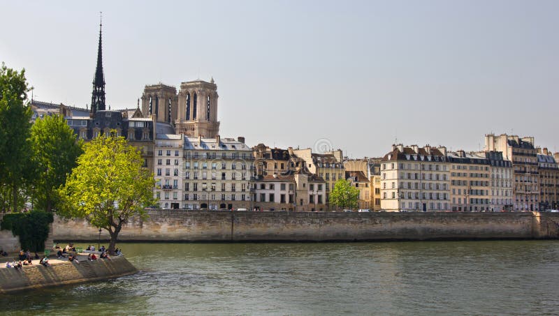 Iconic River Scene in Paris Stock Image - Image of french, ancient ...