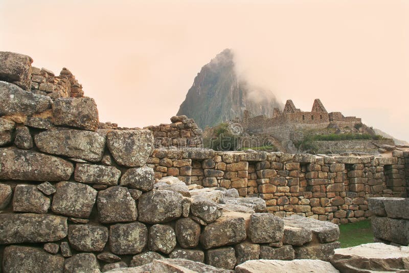 Idea alternativa di Machu famoso Picchu, Perù immagini stock libere da diritti Idea alternativa di Machu famoso Picchu, Perù immagini stock libere da diritti