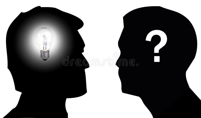 Silueta z dvě muži, jeden světlo žárovka na jeho hlava na z s nápad další otázka označit na jeho hlava na z pochybuji.