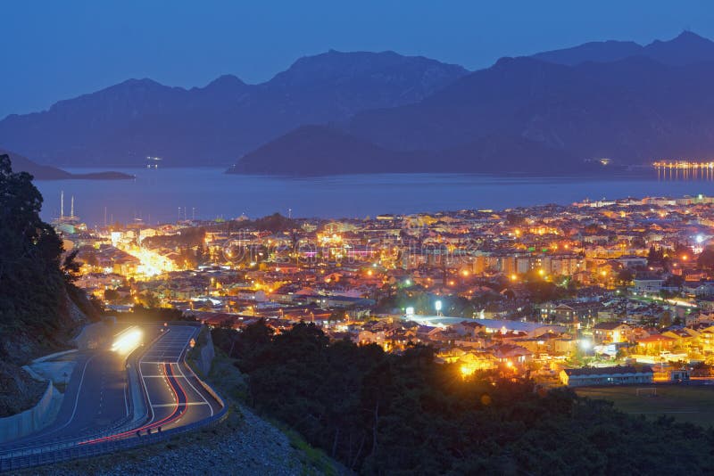 Ideia aérea da noite Marmaris, Turquia foto de stock Ideia aérea da noite Marmaris, Turquia foto de stock