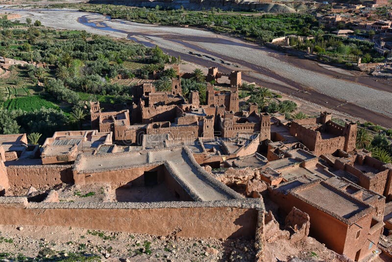 Ideia aérea do kasbah de Ait Ben Haddou, Marrocos fotos de stock royalty free Ideia aérea do kasbah de Ait Ben Haddou, Marrocos fotos de stock royalty free