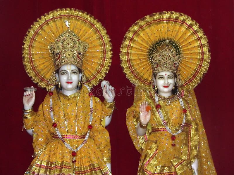 Idols of Lord Vishna and Godess Lakshmi royalty free stock image