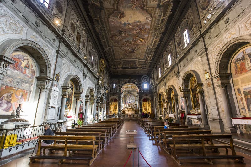 Iglesia De Ognissanti, Florencia, Italia Foto de archivo editorial