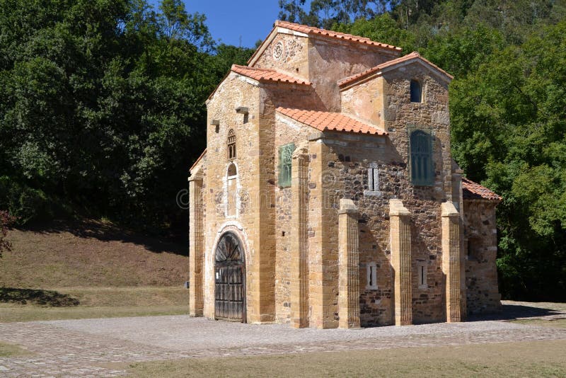 Iglesia de San Miguel de Lillo imagenes de archivo Iglesia de San Miguel de Lillo imagenes de archivo