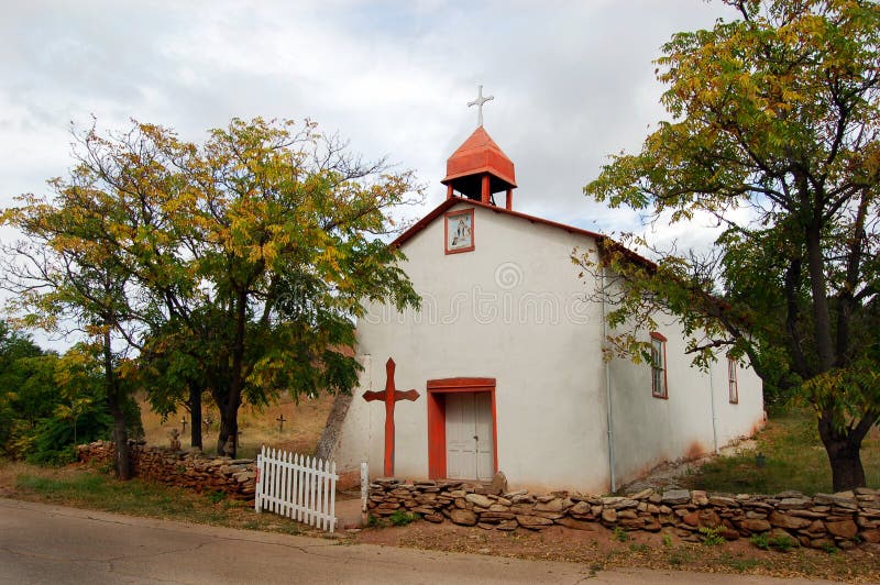 Iglesia En Canoncito, New México Foto de archivo Imagen de historia