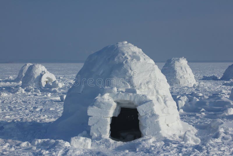 Igloo Village d'Esquimaux image stock. Image du noël 115381661