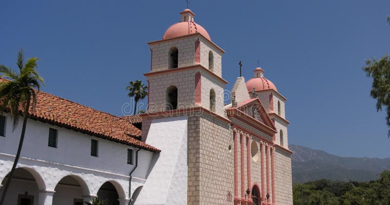 A igreja da missão em Santa Barbara