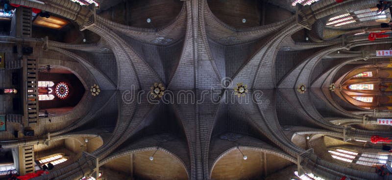 Igreja de pedra foto de stock Igreja de pedra foto de stock