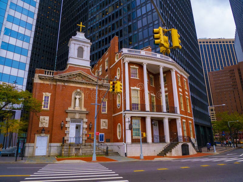 Igreja de Santa Elizabeth Ann Seton em Manhattan, Nova Iorque, Estados Unidos da América imagens de stock royalty free Igreja de Santa Elizabeth Ann Seton em Manhattan, Nova Iorque, Estados Unidos da América imagens de stock royalty free