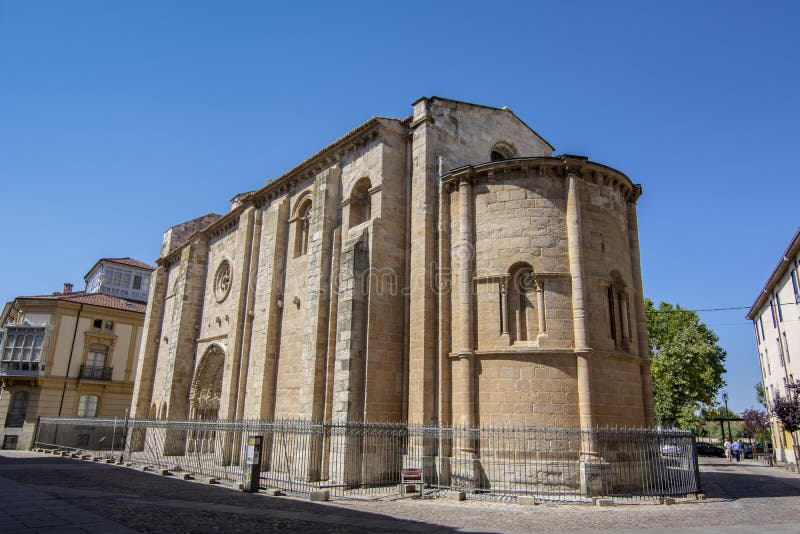 Igreja de Santa Maria Magdalena Espanha em Zamora, Castilla imagens de stock Igreja de Santa Maria Magdalena Espanha em Zamora, Castilla imagens de stock