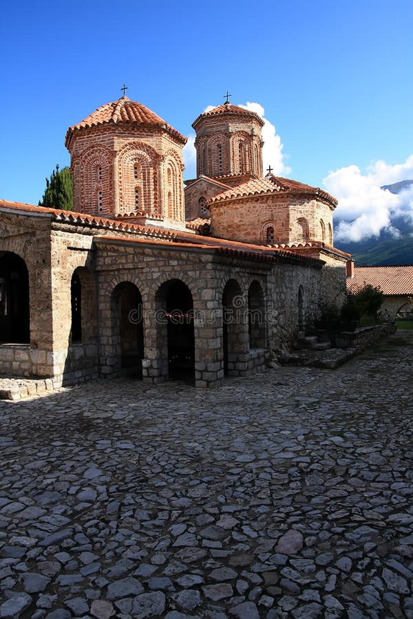 Igreja de St. Naum no lago Ohrid, Macedónia fotografia de stock Igreja de St. Naum no lago Ohrid, Macedónia fotografia de stock
