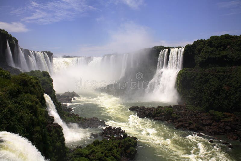 Iguassu (Iguazu; Iguaçu) Falls - Large Waterfalls