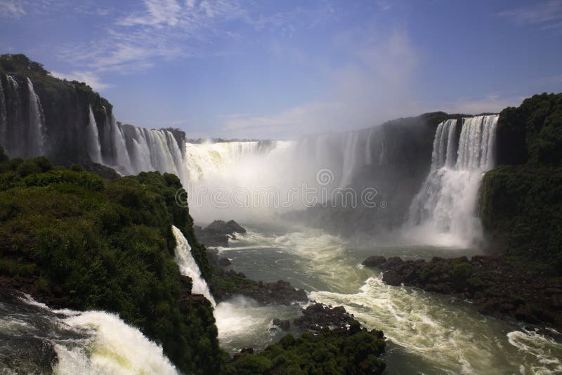 Iguassu (Iguazu; Iguaçu) Falls - Large Waterfalls