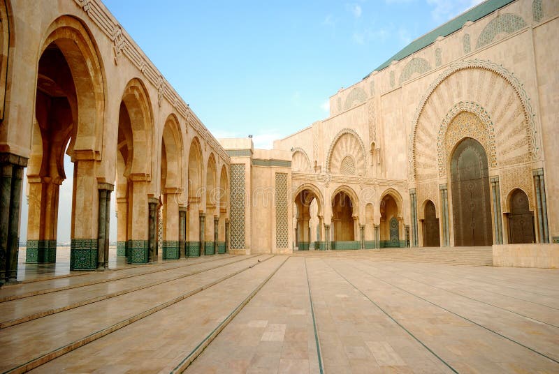 2el mas grande mezquita en es un.