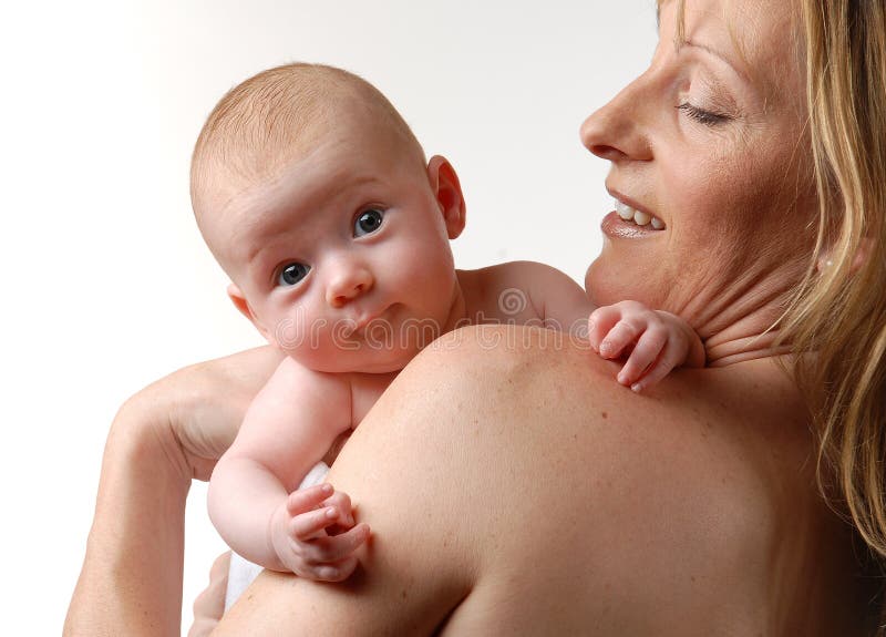 Il bambino sta guardandolo Il bambino sta guardandolo
