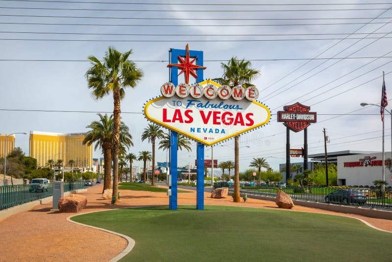 Il benvenuto famoso al segno favoloso di Las Vegas U.S.A. immagini stock libere da diritti Il benvenuto famoso al segno favoloso di Las Vegas U.S.A. immagini stock libere da diritti