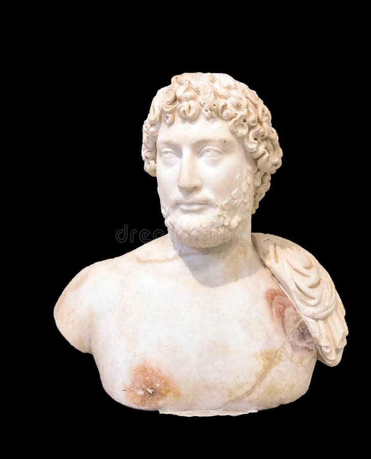 Il busto di marmo del ritratto dell'imperatore Hadrian, ha trovato nel tempio del Olympieion, di Atene & del x28; 130 AD& x29; immagine stock libera da diritti Il busto di marmo del ritratto dell'imperatore Hadrian, ha trovato nel tempio del Olympieion, di Atene & del x28; 130 AD& x29; immagine stock libera da diritti