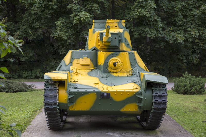 Il carro armato è tipo leggero 95 HA-GO, Giappone Attrezzatura militare durante la seconda guerra mondiale fotografie stock Il carro armato è tipo leggero 95 HA-GO, Giappone Attrezzatura militare durante la seconda guerra mondiale fotografie stock