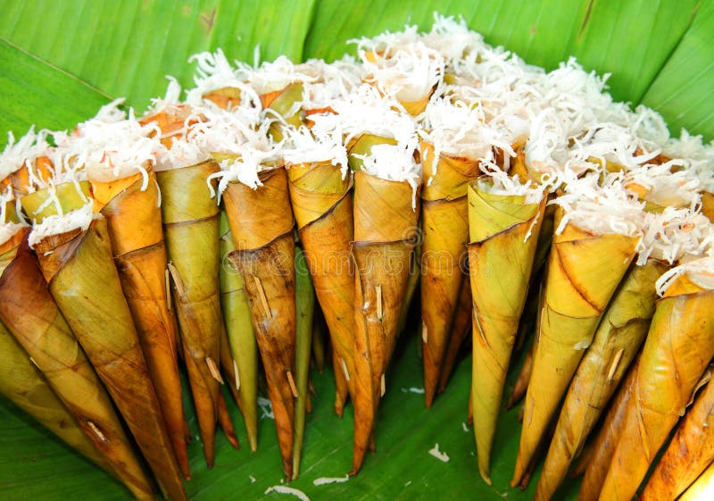 Il dessert natale tailandese ha chiamato Kanom Kruay fotografie stock libere da diritti Il dessert natale tailandese ha chiamato Kanom Kruay fotografie stock libere da diritti