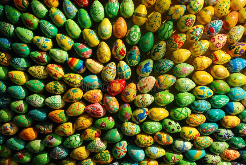Il gruppo di uova di Pasqua Gradice il fascio fotografia stock libera da diritti Il gruppo di uova di Pasqua Gradice il fascio fotografia stock libera da diritti