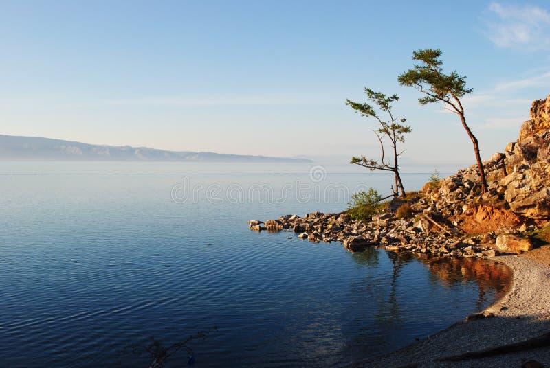 Il lago Baikal fotografia stock Il lago Baikal fotografia stock
