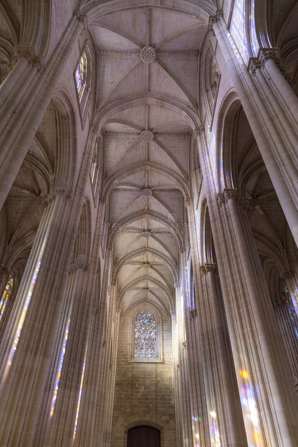 Il monastero di Batalha, letteralmente il monastero della battaglia, è un convento domenicano dentro immagini stock libere da diritti Il monastero di Batalha, letteralmente il monastero della battaglia, è un convento domenicano dentro immagini stock libere da diritti