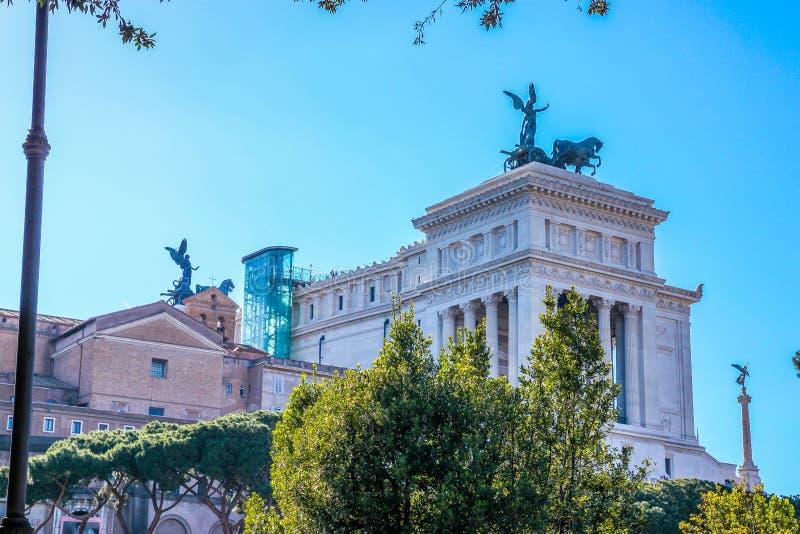 Il Monumento Nazionale un monumento nazionale del ` di Vittorio Emanuele II a Victo fotografie stock Il Monumento Nazionale un monumento nazionale del ` di Vittorio Emanuele II a Victo fotografie stock
