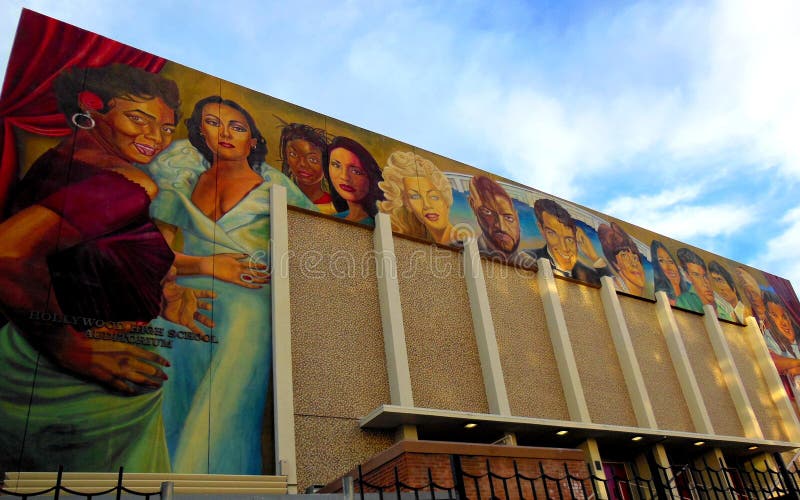 Il murale della Hollywood High School in California