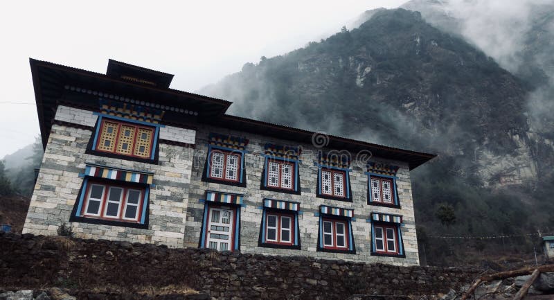 Il Nepal, bei monumenti storici, modo a Everest immagine stock Il Nepal, bei monumenti storici, modo a Everest immagine stock