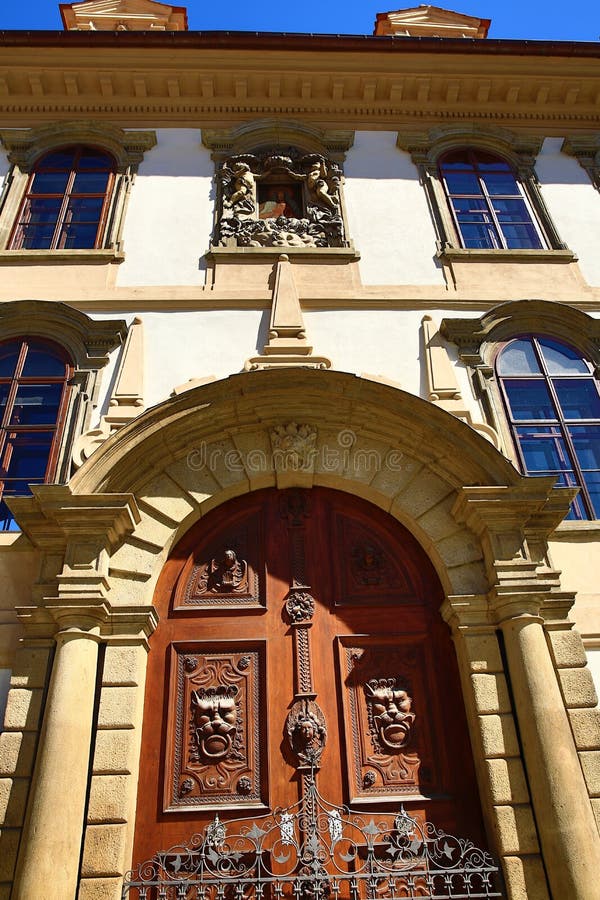 , il palazzo di Wallenstein, che è stato stabilito come il sedile del senato del Parlamento della repubblica Ceca immagini stock libere da diritti , il palazzo di Wallenstein, che è stato stabilito come il sedile del senato del Parlamento della repubblica Ceca immagini stock libere da diritti
