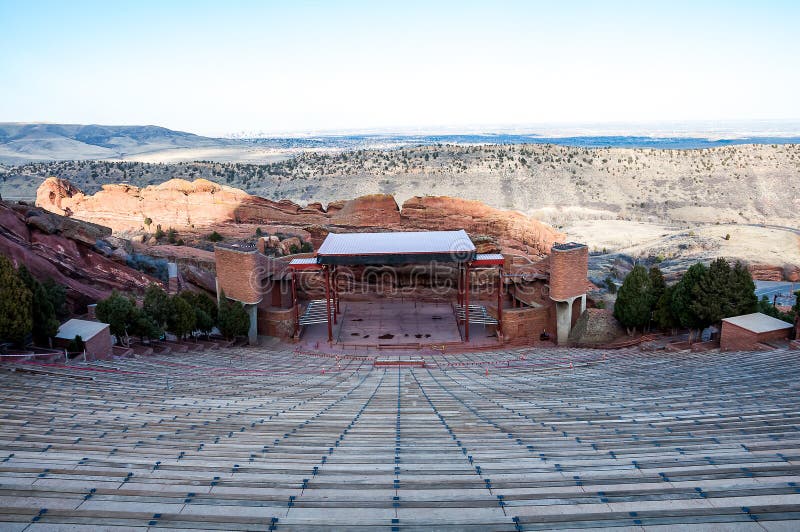 Il rosso storico oscilla l'anfiteatro vicino a Denver, Colorado
