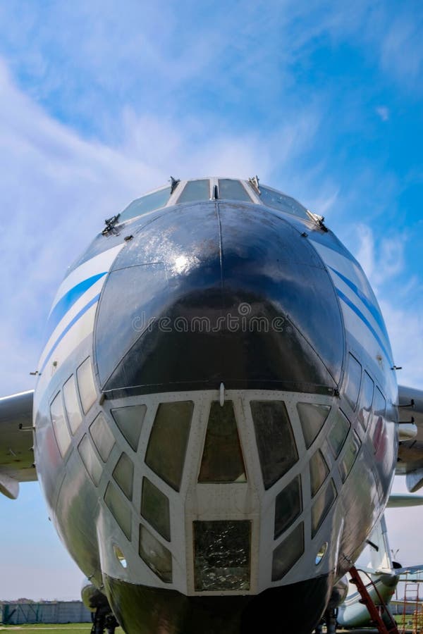 Il76 φωτογραφία του θαλάμου του navigatorsquo στοκ εικόνα