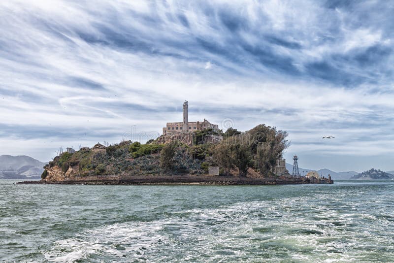 Ilha de Alcatraz da água