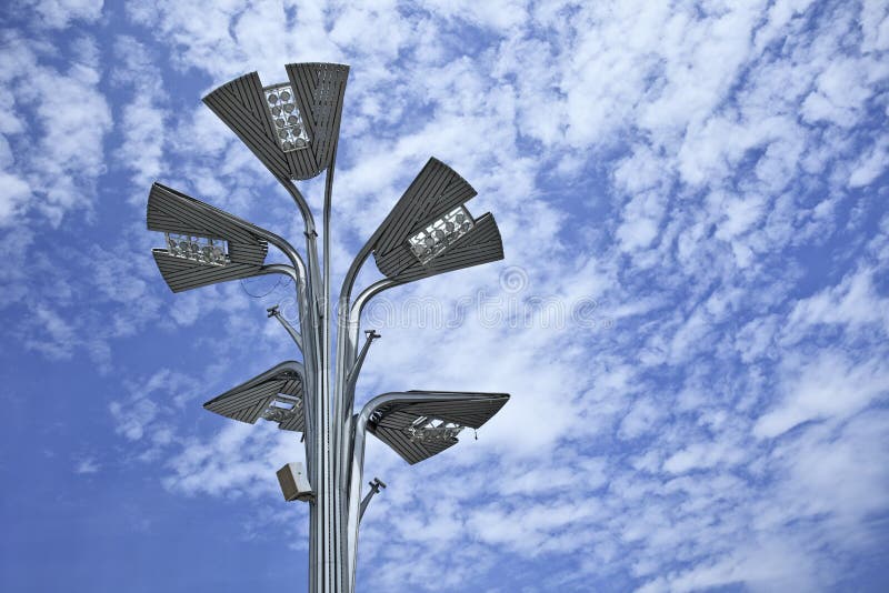 Iluminação dada forma original do diodo emissor de luz no parque olímpico do Pequim foto de stock Iluminação dada forma original do diodo emissor de luz no parque olímpico do Pequim foto de stock