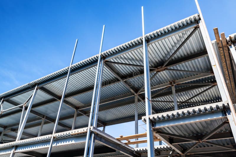 Im Bau Stahlträger und Decking lizenzfreies stockfoto Im Bau Stahlträger und Decking lizenzfreies stockfoto
