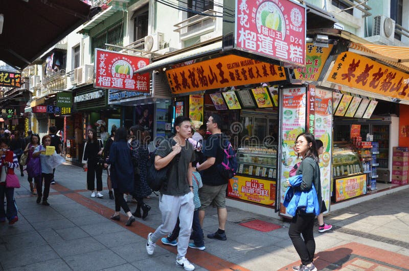 Im Stadtzentrum gelegene Straße in Macao, China lizenzfreies stockfoto Im Stadtzentrum gelegene Straße in Macao, China lizenzfreies stockfoto
