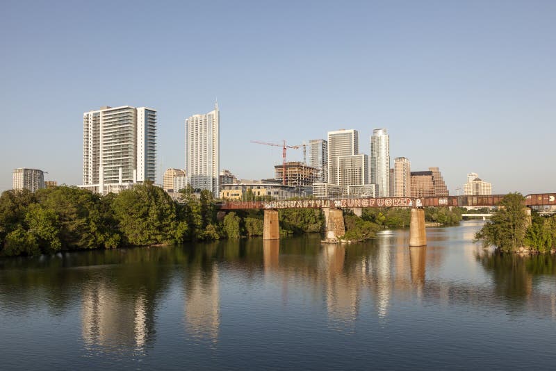 Im Stadtzentrum gelegener Austin Skyline, Texas lizenzfreie stockbilder Im Stadtzentrum gelegener Austin Skyline, Texas lizenzfreie stockbilder