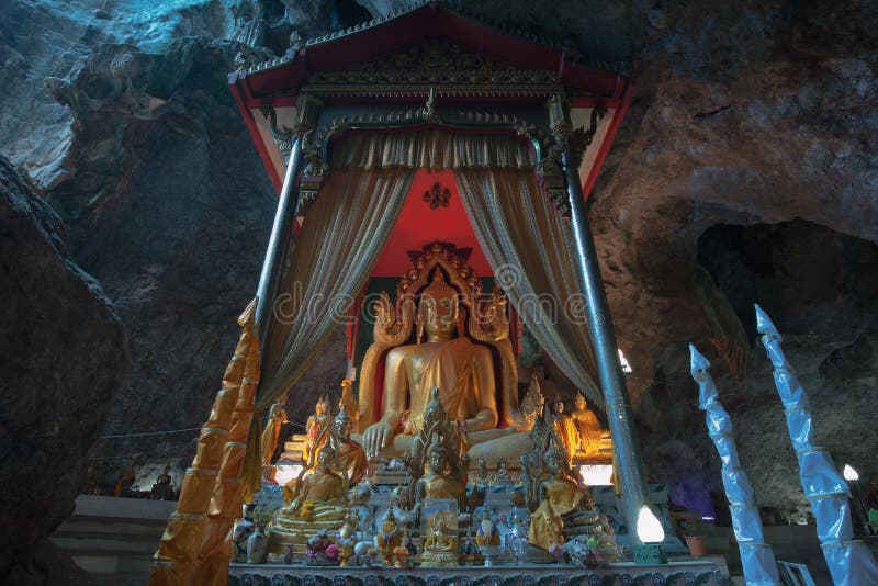 Image of buddha statue