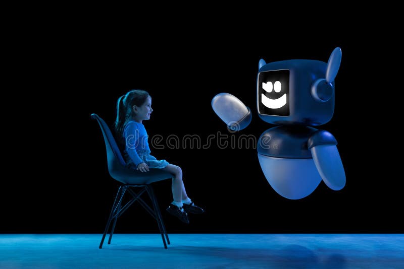 Image composite d'une petite fille communiquant avec un modèle 3D de robot visualisant les futures salles de classe alimentées par image stock