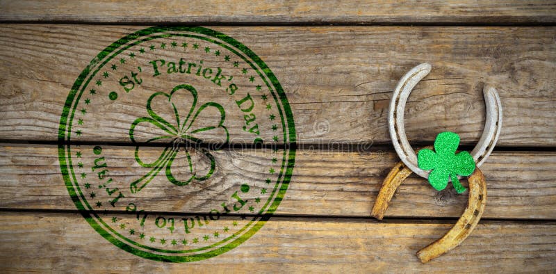 Image composée d'image composée de jour de St Patrick avec le symbole de fleur photos stock
