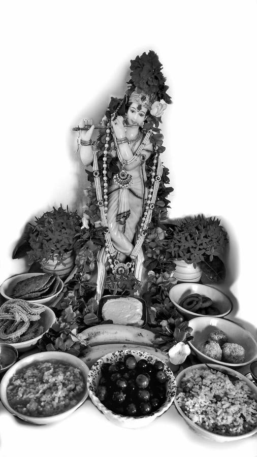 Featured image of post Wallpaper Lord Krishna Black And White Images - Join now to share and explore tons of.