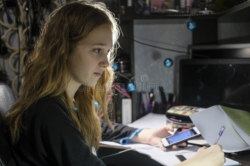 i do my homework in the evening i do my homework in the evening