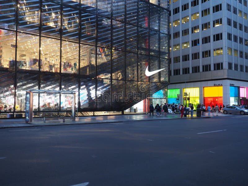 Nike Store Exterior Photos - Free 