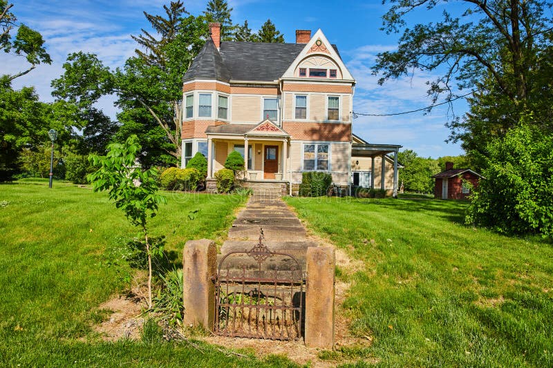 Old Fashioned Country Home