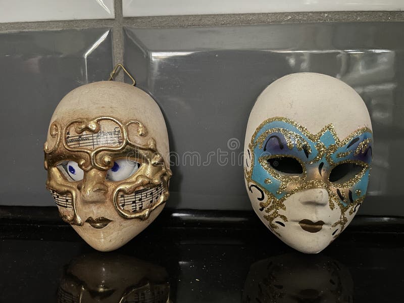 Grote waanidee Kruiden Monarchie 413 Ceramic Masks Stock Photos - Free & Royalty-Free Stock Photos from  Dreamstime