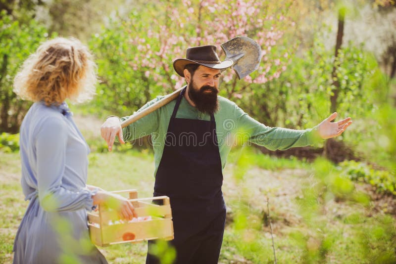 Wife, husband, and two workers