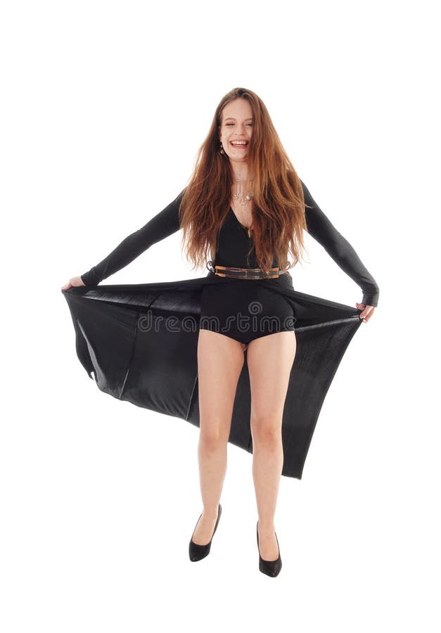 Imagen completa del cuerpo de la mujer en vestido negro largo imagen de archivo libre de regalías Imagen completa del cuerpo de la mujer en vestido negro largo imagen de archivo libre de regalías