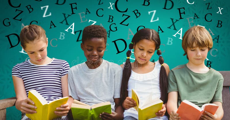 Imagen compuesta de Digitaces de los niños que estudian en el sofá con las letras que vuelan en fondo stock de ilustración Imagen compuesta de Digitaces de los niños que estudian en el sofá con las letras que vuelan en fondo stock de ilustración